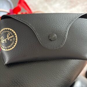 Ray-Ban Classic Black Sunglasses Case